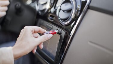 Renault Connect Karten Updates