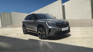 Austral full hybrid E-Tech