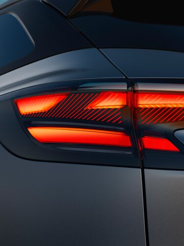 neu designte Heckleuchten – Renault Austral Full Hybrid E-Tech