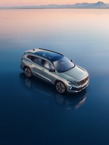 Schlankes neues Design – Renault Espace Full Hybrid E-Tech
